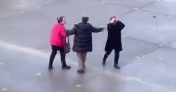 Kızını rahatsız ettiğini öne sürdüğü genci okul bahçesinde rehin aldı