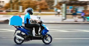 Kocaeli'de şiddetli fırtına nedeniyle motosiklet ve scooterlara trafik yasağı getirildi