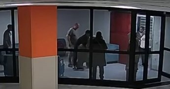  İntörn doktorun heimlich manevrası hayat kurtardı