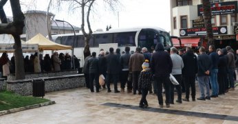 Umre Kafilesi Dualarla Uğurlandı