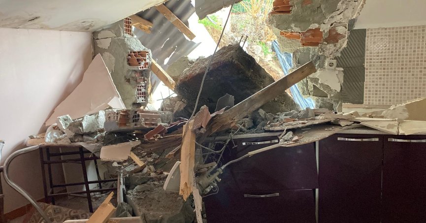 Evler tahliye edildi, facianın eşiğinden dönüldü