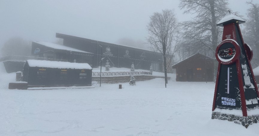 Kartepe'de kar yeniden etkisini gösterdi