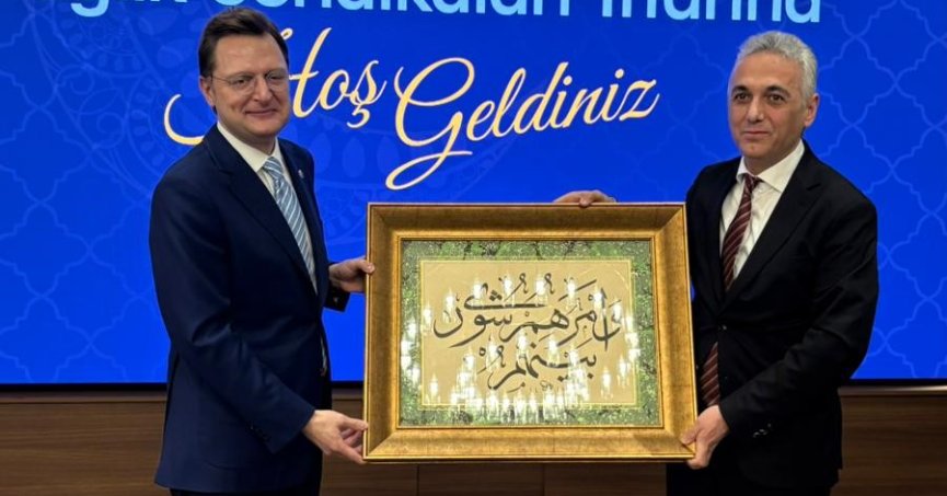 Hekimsen, Prof. Dr. Halit Yerebakan ile sağlık sisteminin geleceğini konuştu