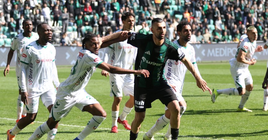 Trendyol Süper Lig: Kocaelispor: 1 - Konyaspor: 2