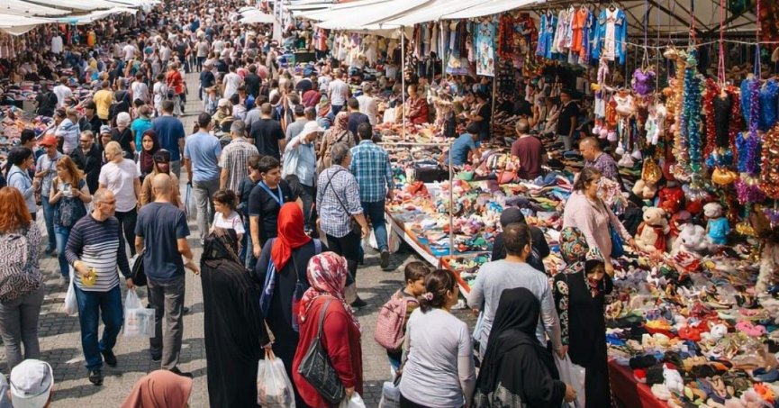 İzmit Belediyesinden bayram öncesi esnafa müjde