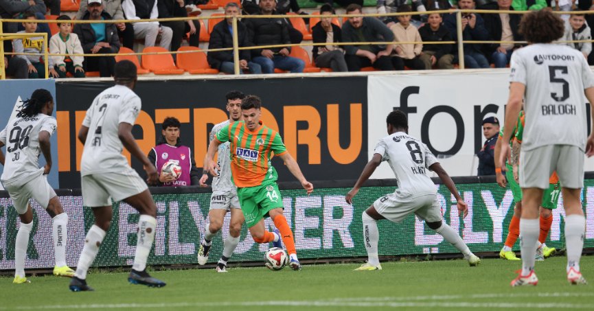 Trendyol Süper Lig: Corendon Alanyaspor: 5 - Kocaelispor: 0 