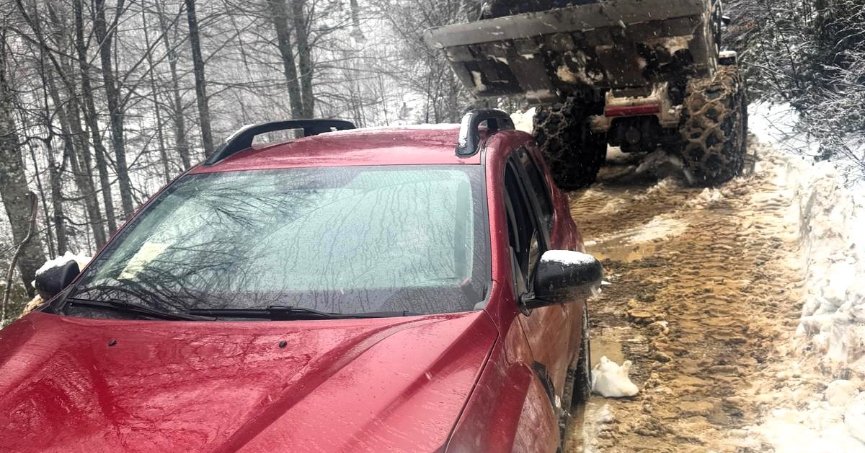 Nisan öncesi Kartepe'de kar sürprizi