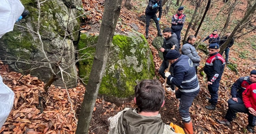 Cesedi ormana gömüp mahkemede birbirini suçlayan kardeşler cezadan kurtulamadı
