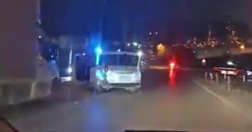 Uygulamadan kaçan ehliyetsiz sürücü kenti birbirine kattı