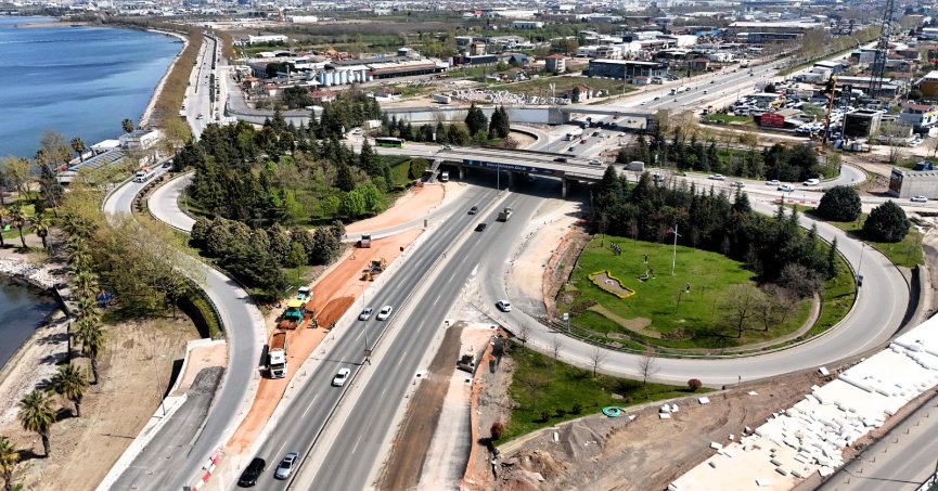İzmit sahil bağlantı kolu trafiğe kapatılıyor