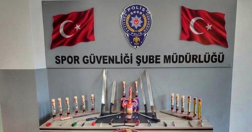 Deplasman otobüsünden adeta cephanelik çıktı