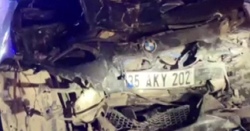 Kocaeli’de zincirleme kaza: 4 araç birbirine girdi, 3 yaralı